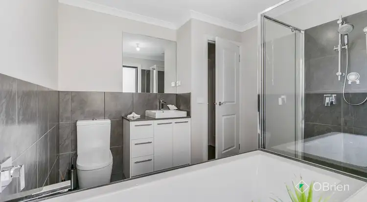 Sixth view of Homely house listing, 10 Solferino Way, Carrum Downs VIC 3201