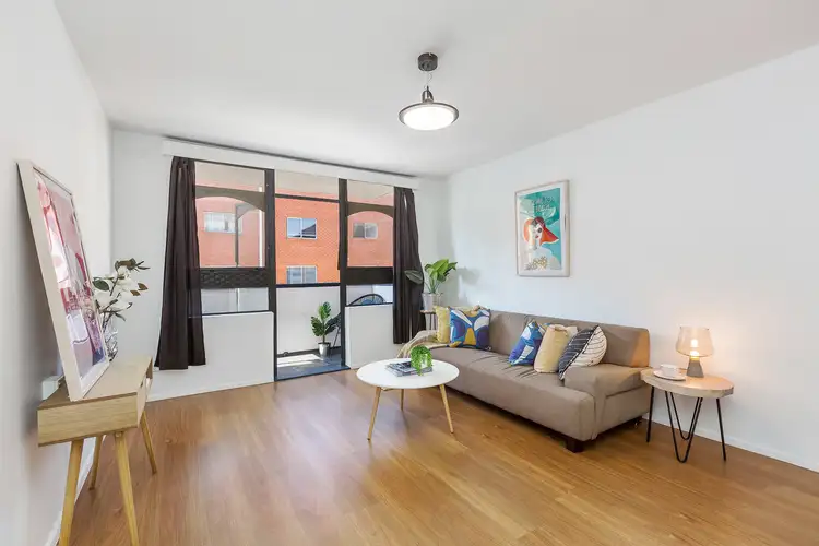 6/13-15 Nicholson Street, Footscray VIC 3011