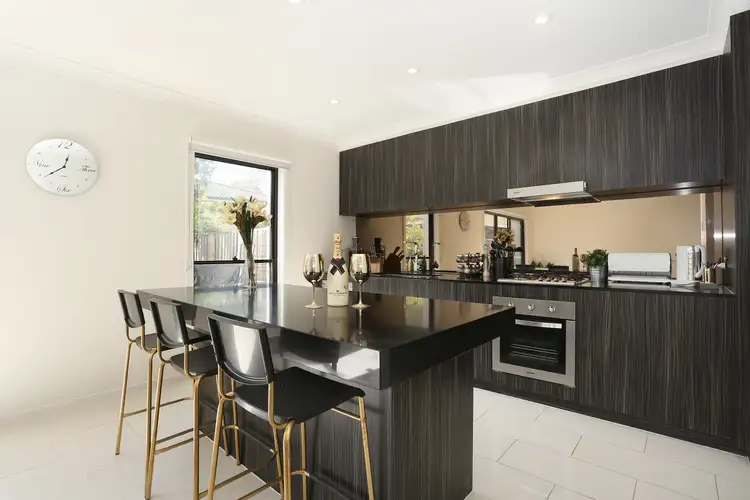 118 North Hill Drive, Robina QLD 4226