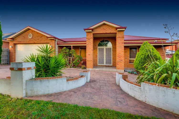 20 Queensberry Court, Hillside VIC 3037