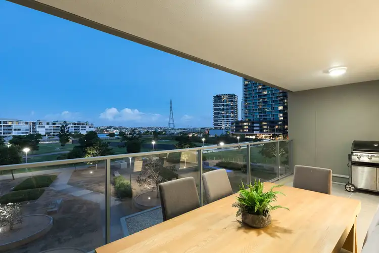 8/27 Cunningham Street, Newstead QLD 4006