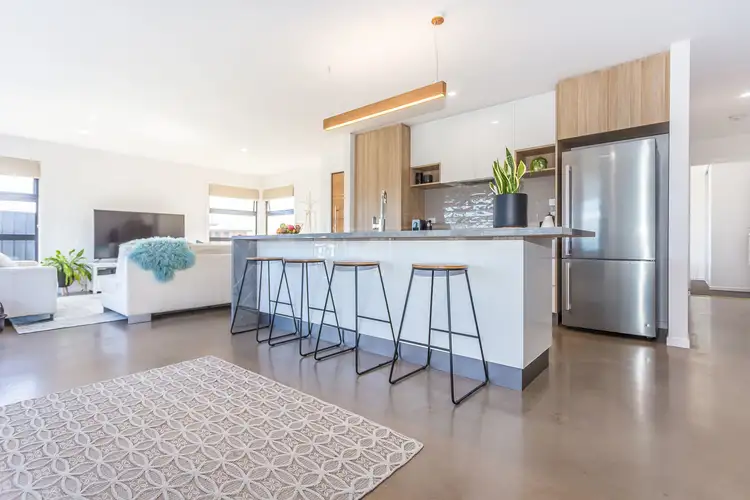 Fifth view of Homely unit listing, 2 Mason Place, Shearwater TAS 7307