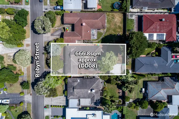16 Robyn Street, Doncaster VIC 3108