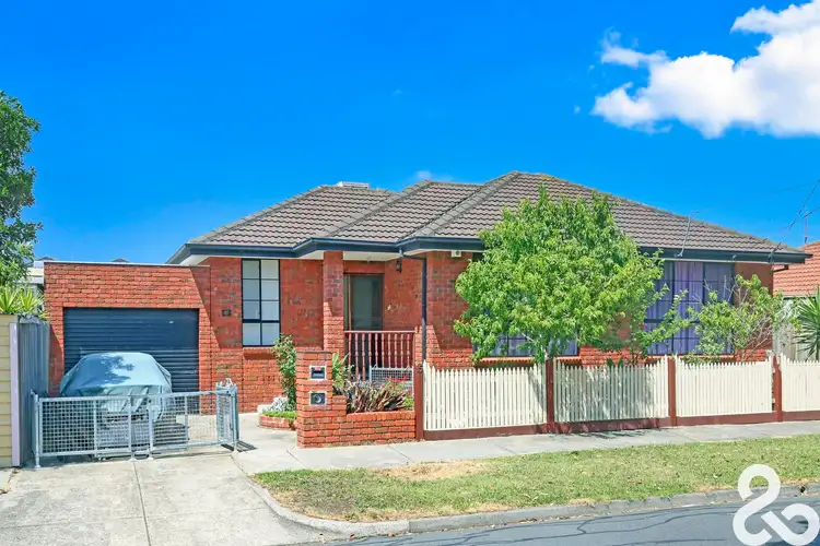 15 McMahon Road, Reservoir VIC 3073