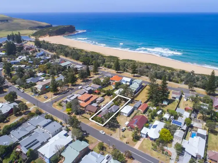 Second view of Homely house listing, 118 Renfrew Road, Gerringong NSW 2534