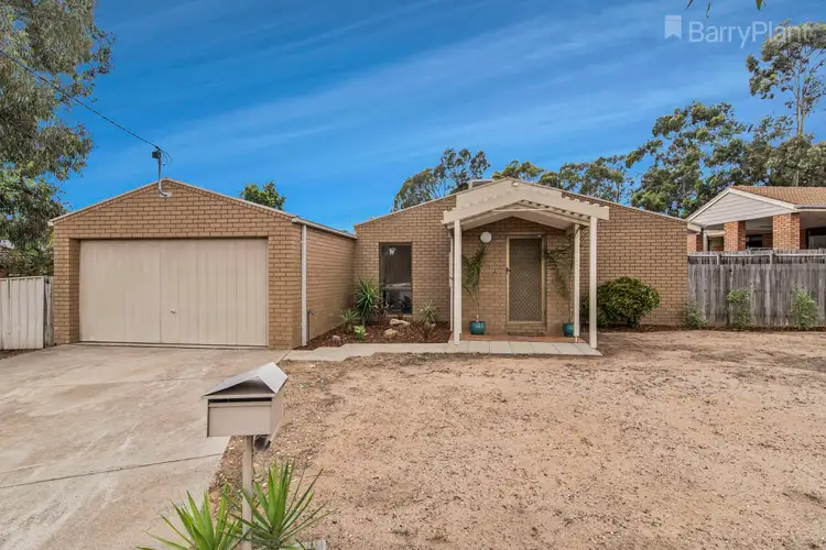 88 Browning Street, Kangaroo Flat VIC 3555