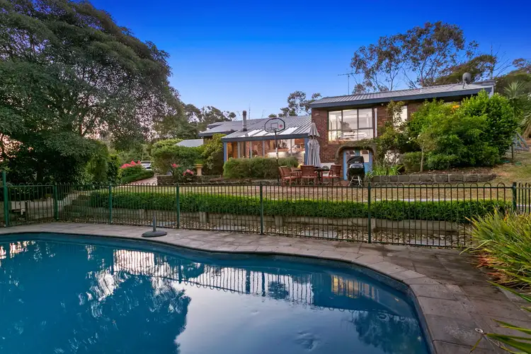 5 Mein Place, Mount Eliza VIC 3930