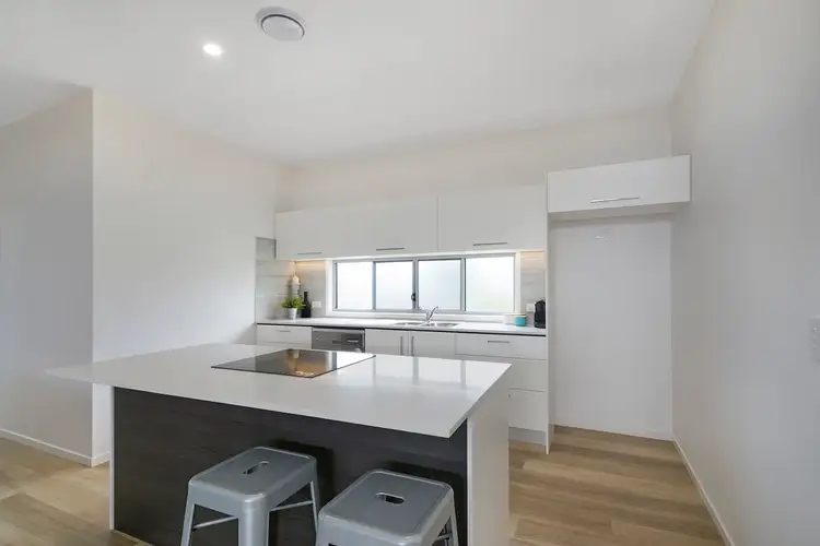 5/7 Kauri Street, Cooroy QLD 4563