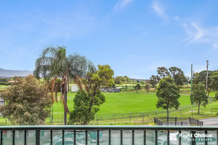 2/122B Tongarra Road, Albion Park NSW 2527