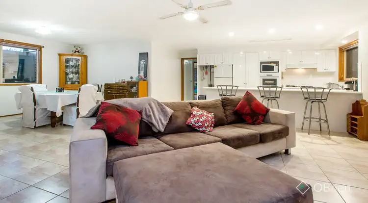 Second view of Homely house listing, 20 Arnott Place, Narre Warren North VIC 3804