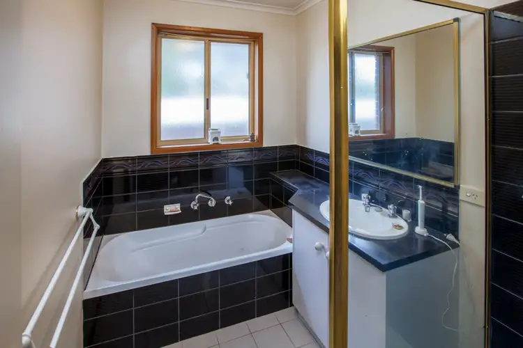 Third view of Homely unit listing, 2/55 Charles Street, Wodonga VIC 3690