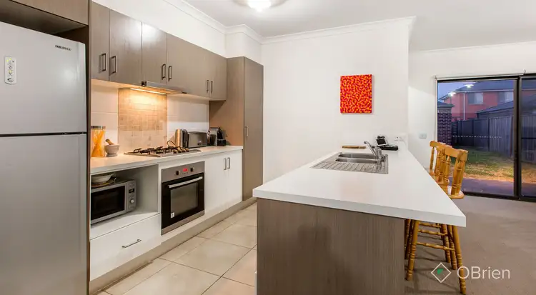Second view of Homely unit listing, 8 Jade Walk, Officer VIC 3809