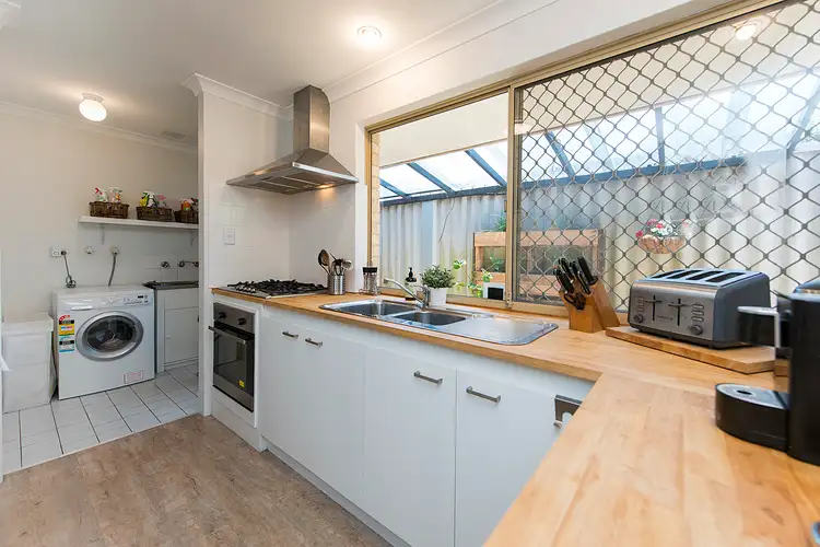 16 Brockman Retreat, Bentley WA 6102