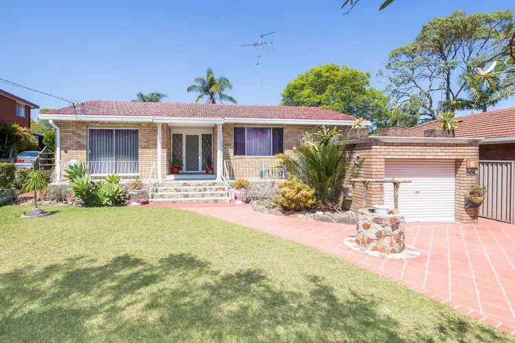 6 Putland Close, Kirrawee NSW 2232