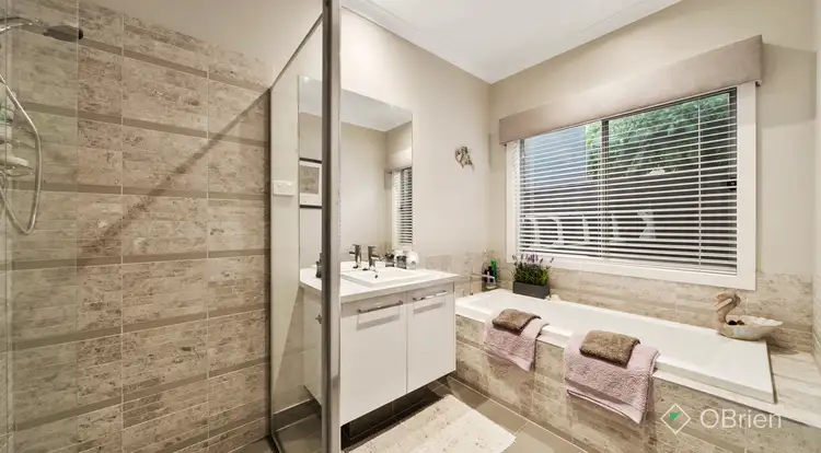 Fourth view of Homely house listing, 6 Mountainview Boulevard, Cranbourne North VIC 3977