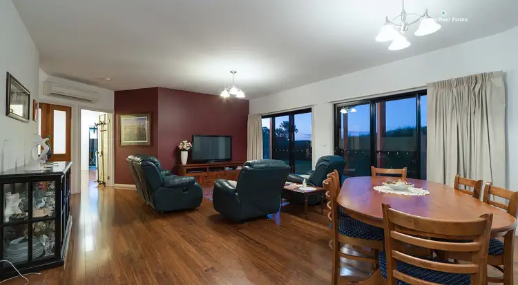 Fifth view of Homely house listing, 2 Lightfoot Rise, Botanic Ridge VIC 3977