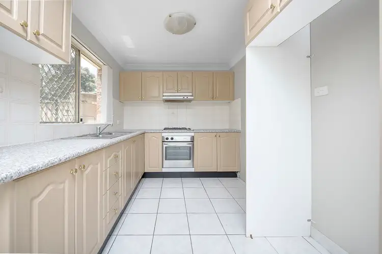 16/12 Eastern Road, Quakers Hill NSW 2763