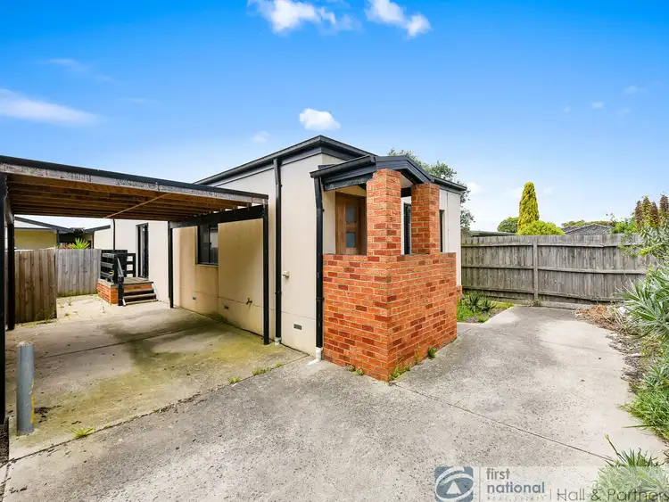 4/4 Hayes Road