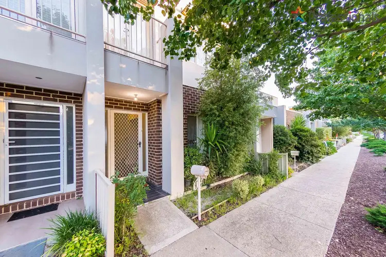 9 The Entrance, Caroline Springs VIC 3023