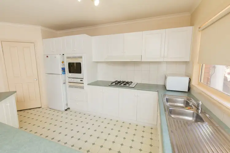 Fifth view of Homely house listing, 4 Renee Court, Mildura VIC 3500
