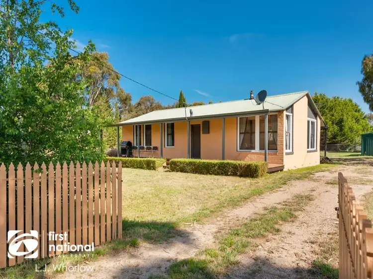66 White Avenue, Romsey VIC 3434