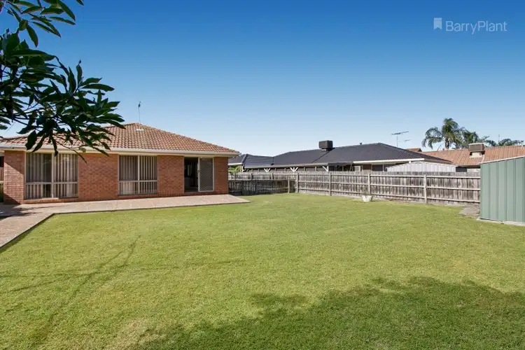 Sixth view of Homely house listing, 5 Maldon Court, Narre Warren VIC 3805