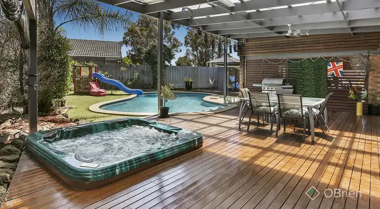 35 Richmond Avenue, Carrum Downs VIC 3201
