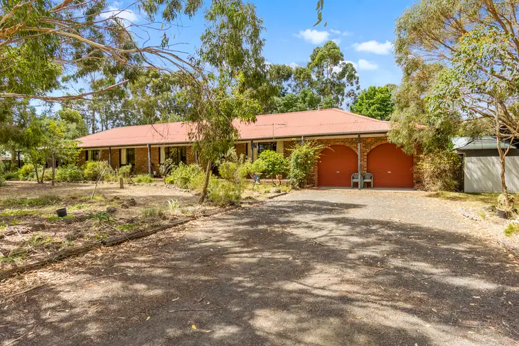 14 Musgrave Street, Ballan VIC 3342
