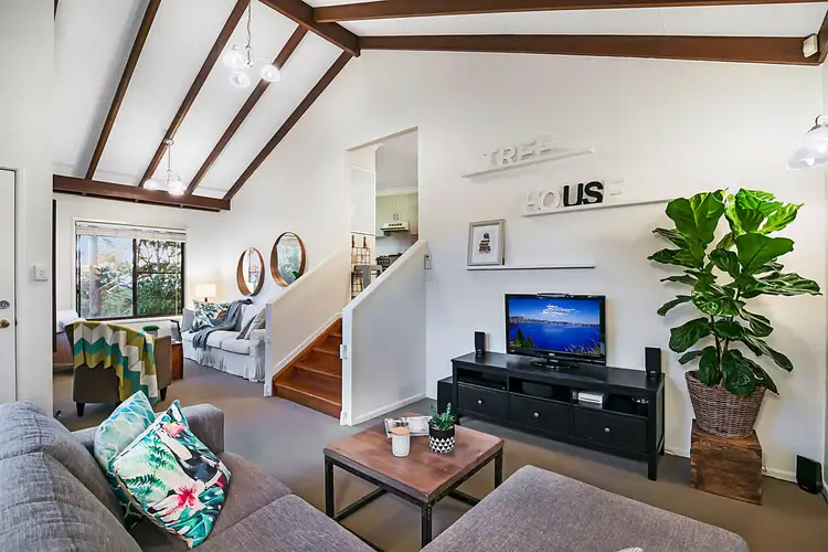 Fourth view of Homely house listing, 1 Roderic Court, Mount Lofty QLD 4350