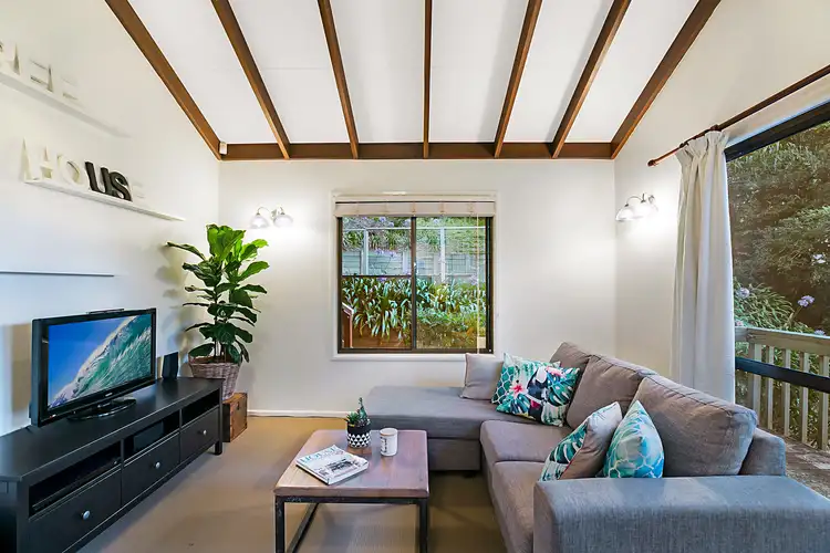 Sixth view of Homely house listing, 1 Roderic Court, Mount Lofty QLD 4350