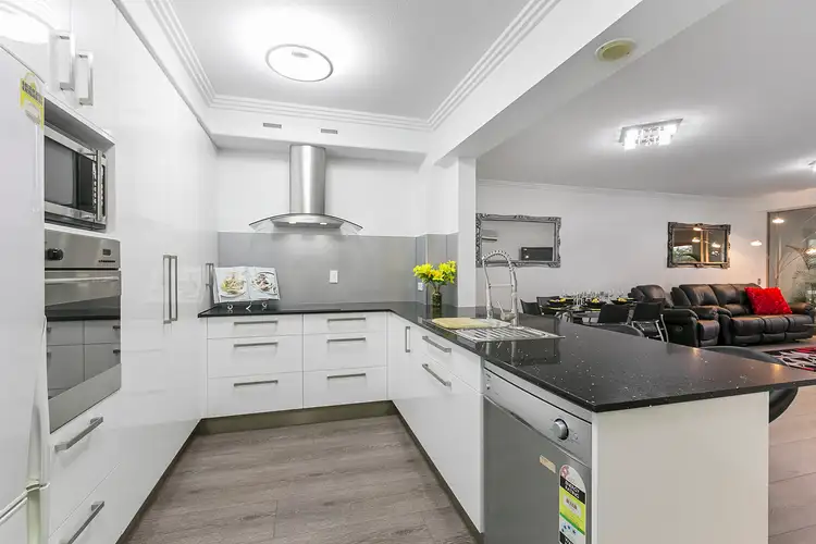 Fifth view of Homely apartment listing, 18/50 Lower River Terrace, South Brisbane QLD 4101