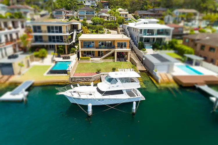 2 Alkira Place, Caringbah South NSW 2229