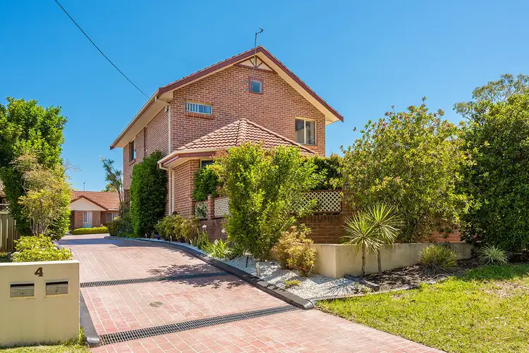 1/4 Lehane Plaza Place, Dolans Bay NSW 2229