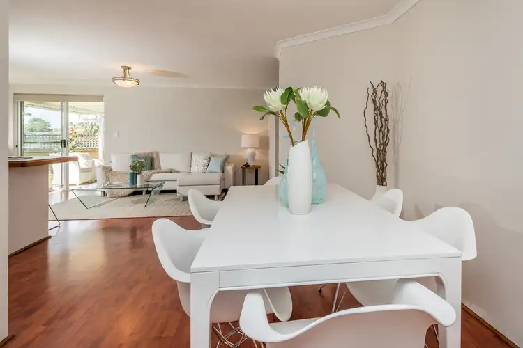 Seventh view of Homely house listing, 19 Falkirk Court, Kinross WA 6028