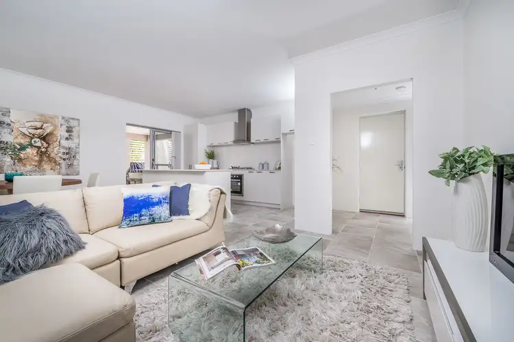 2/11 Dalby Street, Warwick WA 6024
