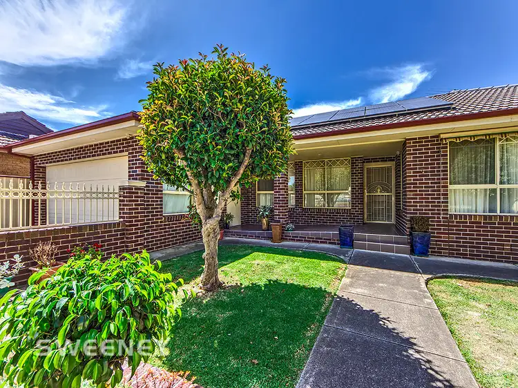 2 Diss Court, St Albans VIC 3021