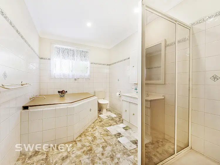 Sixth view of Homely house listing, 2 Diss Court, St Albans VIC 3021
