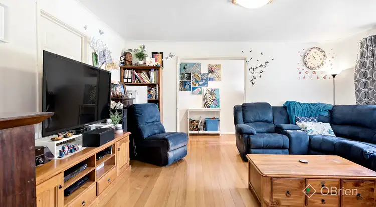 Second view of Homely house listing, 5 Inga Court, Frankston VIC 3199