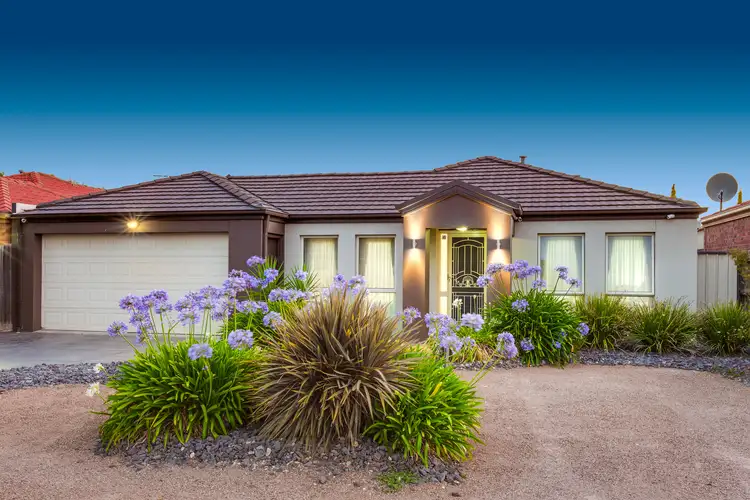 12 Vine Court, Hillside VIC 3037