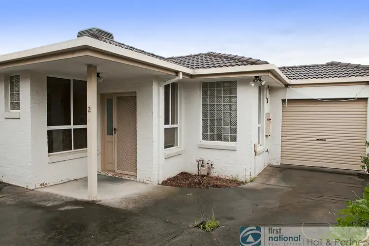 2/4 Roslyn Court, Dandenong North VIC 3175