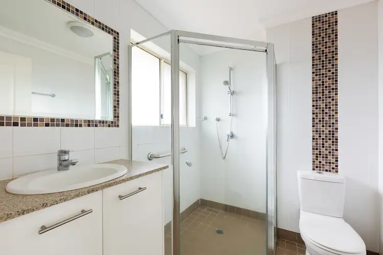 Fifth view of Homely apartment listing, 6/47a May Road, Narraweena NSW 2099