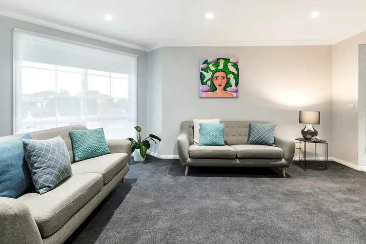 Fifth view of Homely house listing, 2 The Crossway, Keilor East VIC 3033