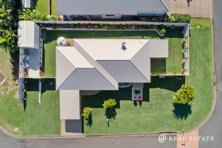 Second view of Homely house listing, 2 Broadbeach Court, Pacific Heights QLD 4703