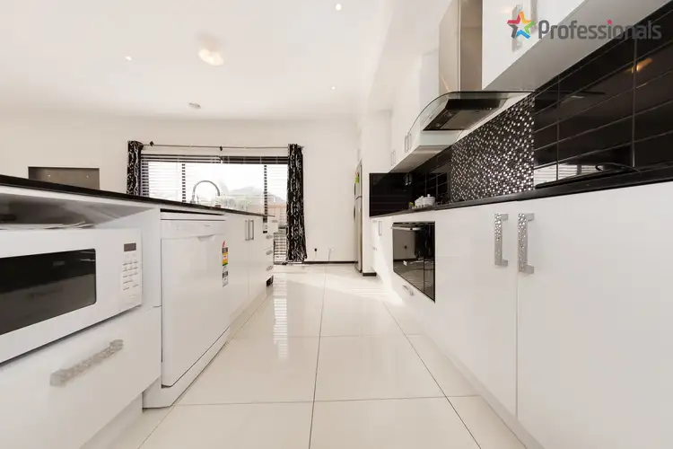 Third view of Homely house listing, 2 Springlands Crescent, Plumpton VIC 3335