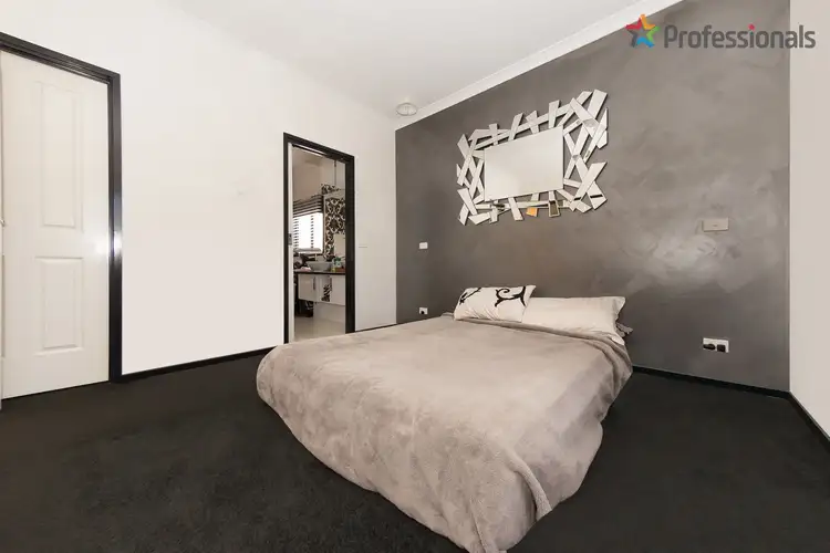 Sixth view of Homely house listing, 2 Springlands Crescent, Plumpton VIC 3335