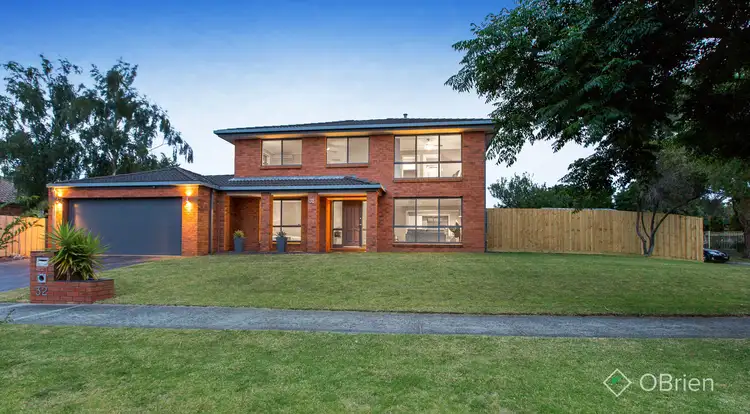 32 Kendall Drive, Narre Warren VIC 3805