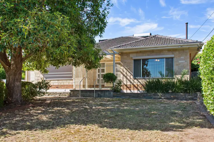 28 Greenbank Drive, Windsor Gardens SA 5087