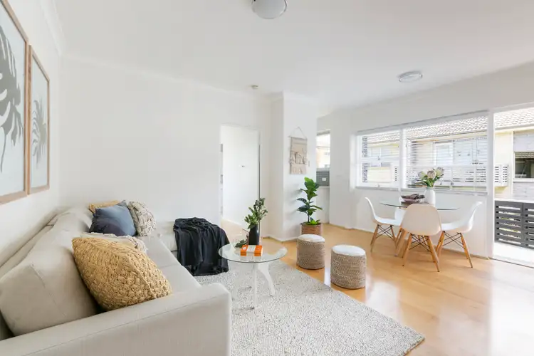 18/105 Oaks Avenue, Dee Why NSW 2099