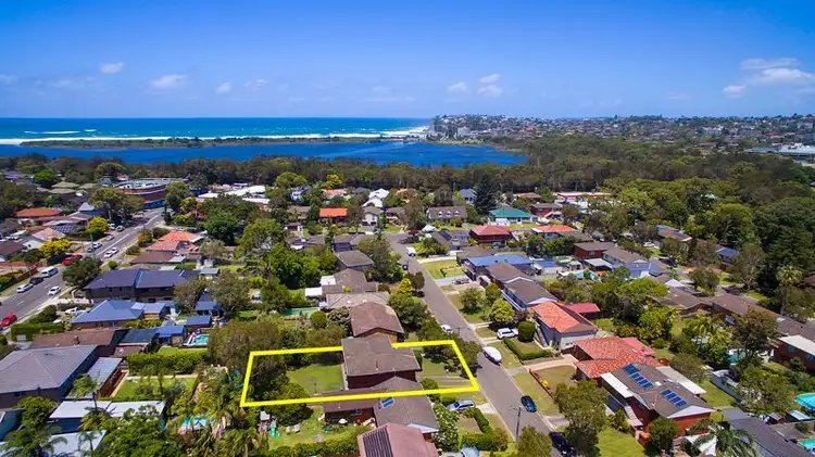 Fifth view of Homely house listing, 10 Kalora Avenue, Dee Why NSW 2099