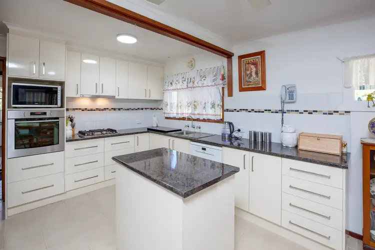 Second view of Homely house listing, 1 Pearce Court, Tallangatta VIC 3700